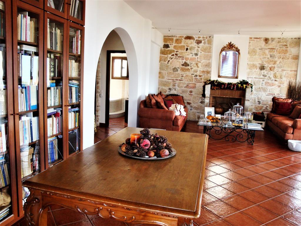 Waterfront Mediterranean Villa Σκροπονέρια Εξωτερικό φωτογραφία
